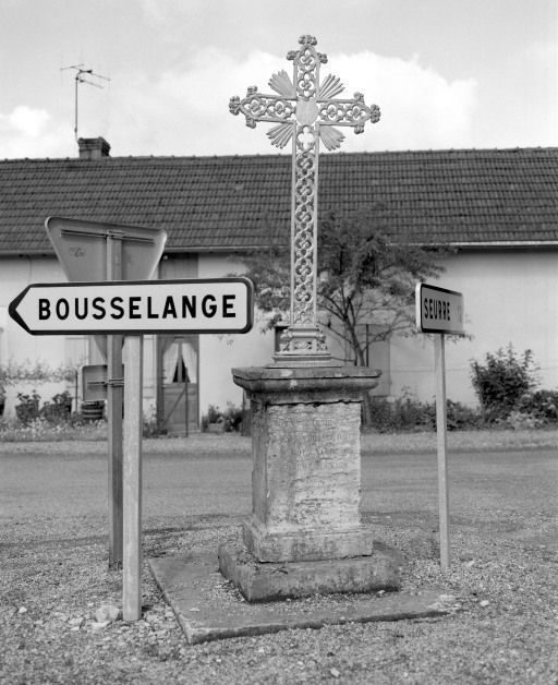 croix de chemin (croix de mission)