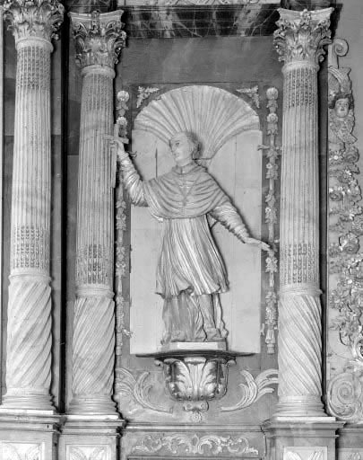2 statues : saint Paul et saint François Xavier