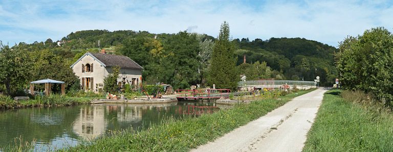 site de l'écluse 57 du versant Yonne, dite des Granges (canal de Bourgogne)