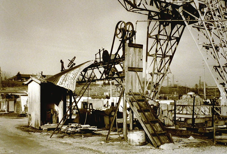 machine à débiter (scie à fil hélicoïdal)