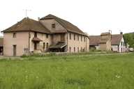 moulin à farine Moutard, puis filature de coton Martelet, puis usine de quincaillerie Parisot, puis tissage de coton, actuellement atelier de polissage Tecnopoli