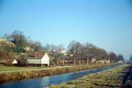 usine de chaux, puis abattoirs, fromagerie industrielle (cave d'affinage) dites usines Graf