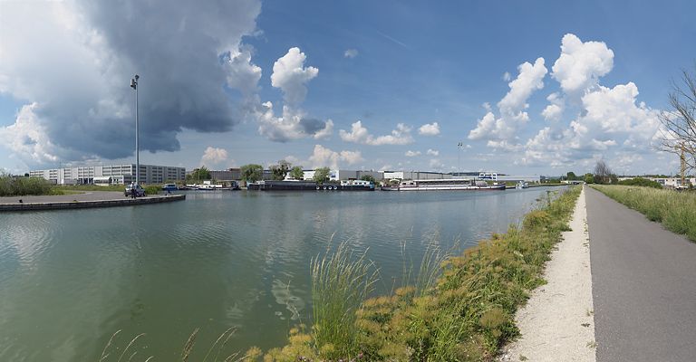 port ; gare d'eau (canal de Bourgogne)