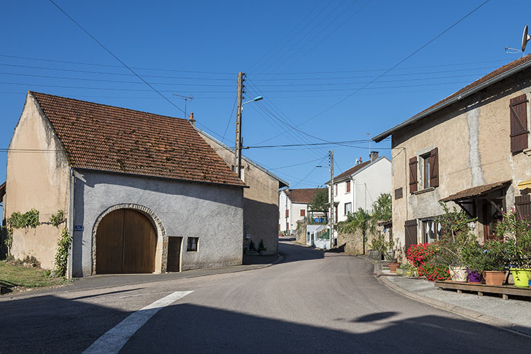 village de Conflandey