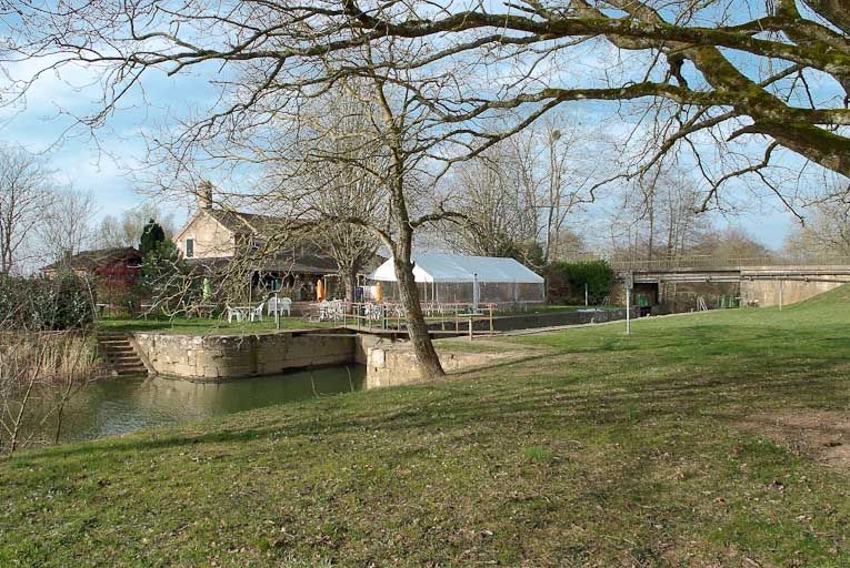 site de l'écluse de Branges (la Seille canalisée)