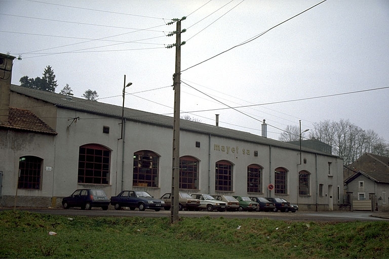 fonderie, usine de matériel d'équipement industriel dite Fonderie des Ateliers Lacroix, actuellement usine de pièces détachées en matière plastique des Ets Mayet