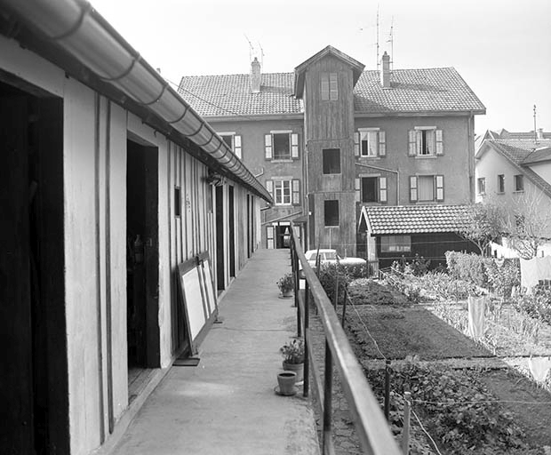 immeuble cadastré AN 233