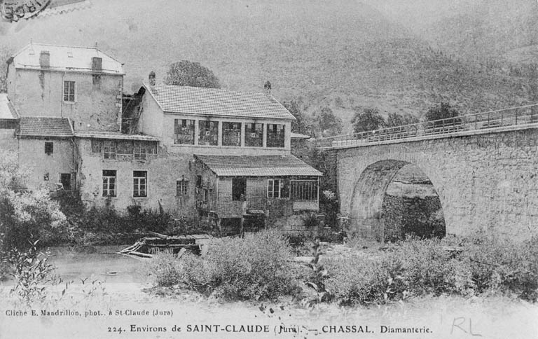 usine de taille de matériaux de construction, usine de tabletterie, usine de taille de pierre pour la joaillerie et l'industrie Millet et Lahu