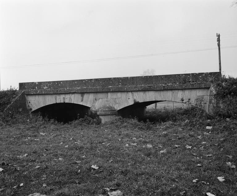 pont (paysages du canal du Nivernais)