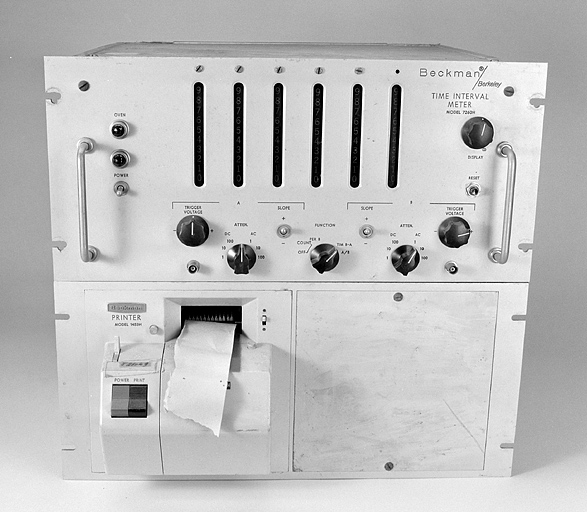 instruments de mesure du temps et d'enregistrement (chronographe et imprimante Beckman)