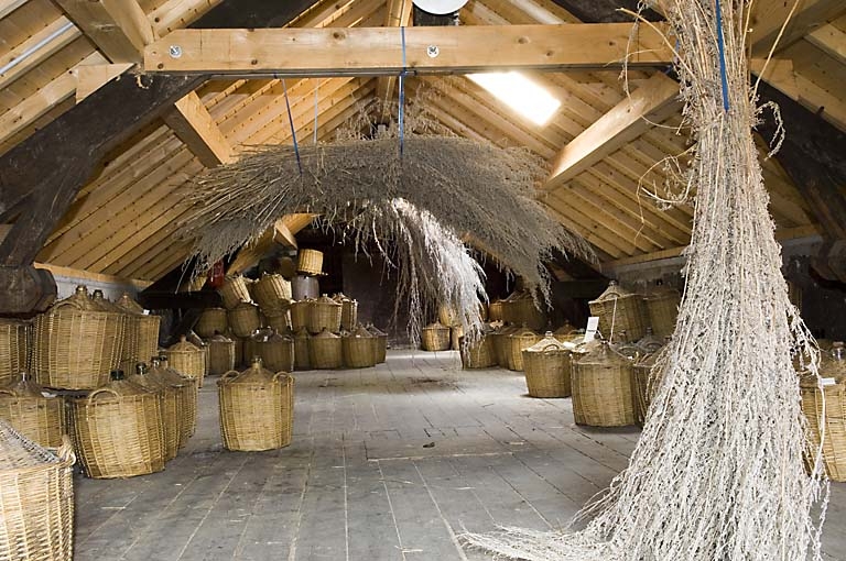 fonderie Durpoix, actuellement distillerie Paul Devoille