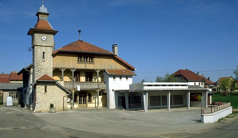 fromagerie, école primaire, salle des fêtes