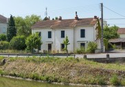 maison de garde de Paray, actuellement maison d'habitation (canal du Centre)