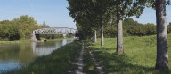 pont ferroviaire isolé (canal de Bourgogne)