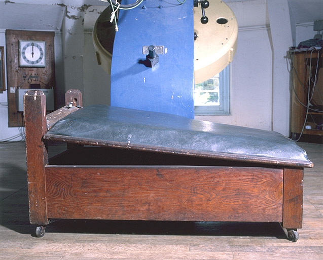 meuble professionnel (siège d'astronome)