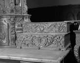 2 gradins d'autel et tabernacle du maître-autel
