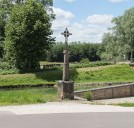 croix de chemin (paysages du canal de Bourgogne)