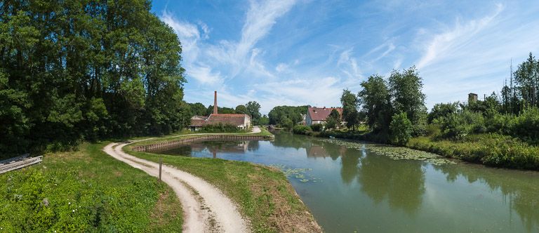 gare d'eau ; port de Rougemont (canal de Bourgogne)