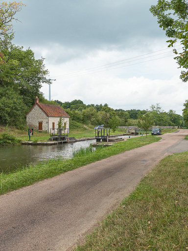 site de l'écluse 27 du versant Seine, dite de Marcy (canal du Nivernais)