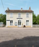 gare de Châtel-Censoir (canal du Nivernais)