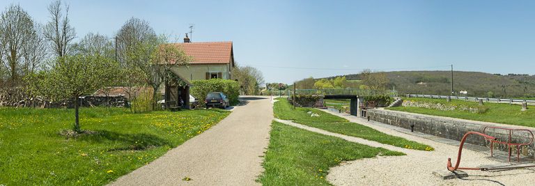 site de l'écluse 91 du versant Yonne, dite de Commissey (canal de Bourgogne)