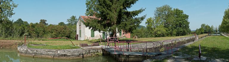 site de l'écluse 40 du versant Yonne, dite de Pouillenay 4ème (canal de Bourgogne)