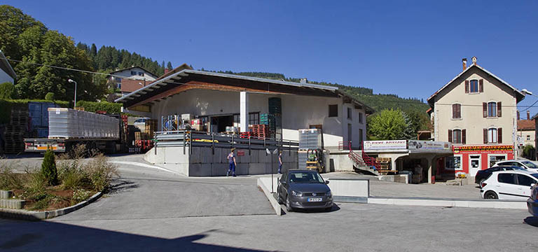 usine de boissons non alcoolisées de la société Rième Boissons