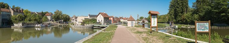 avenue de la République ; gare d'eau des Jeux ; gare d'eau de Saint-Roch ; ancien bief 47 S du canal du Nivernais (canal du Nivernais)