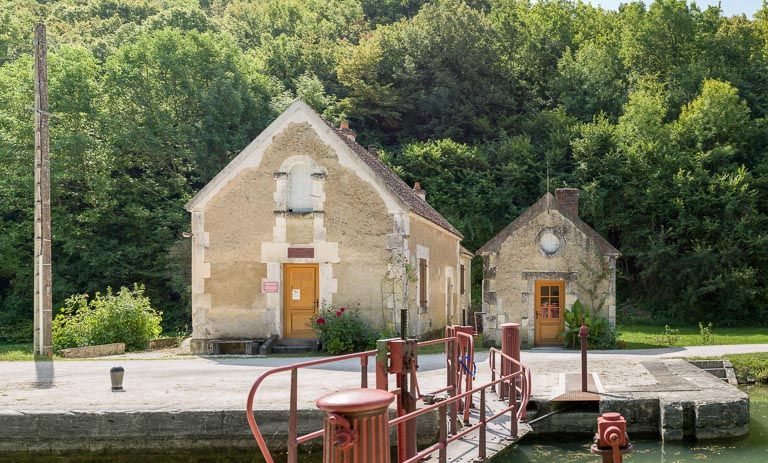 site de l'écluse 62 du versant Seine, dite du Parc (canal du Nivernais)