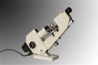 instrument de mesure des longueurs et des angles en optique (frontofocomètre Essilor)