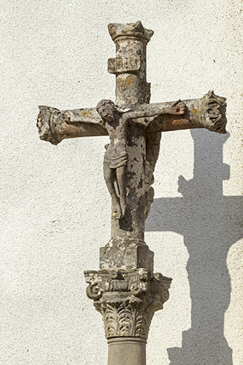 croix de chemin dite croix du marché, puis de la mairie