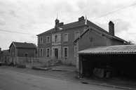 école