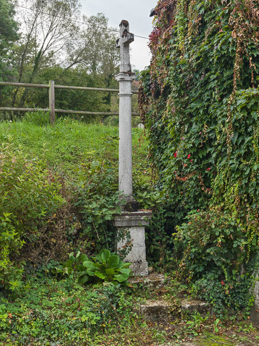croix de chemin (paysages du canal du Centre)