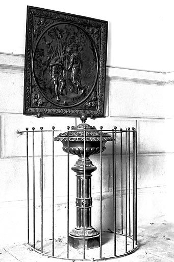 fonts baptismaux, bénitier