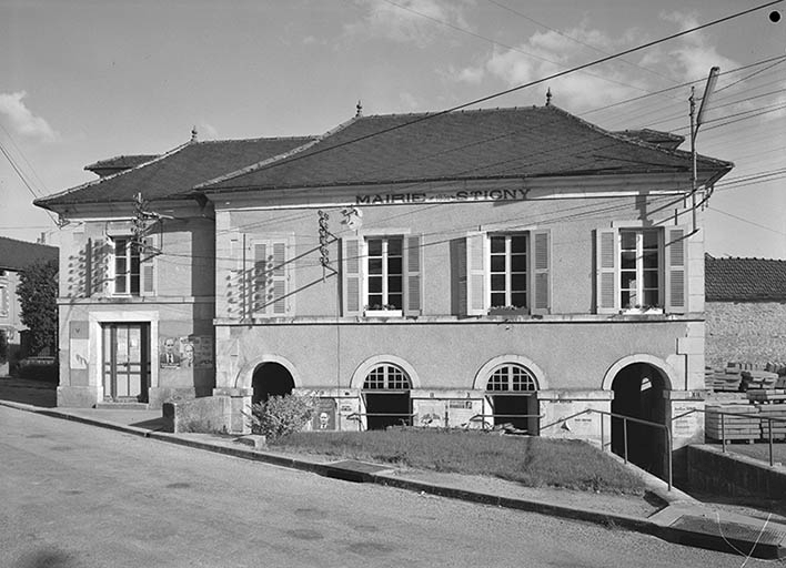 mairie et lavoir