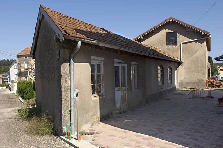 tonnellerie, puis distillerie Robert, actuellement logement