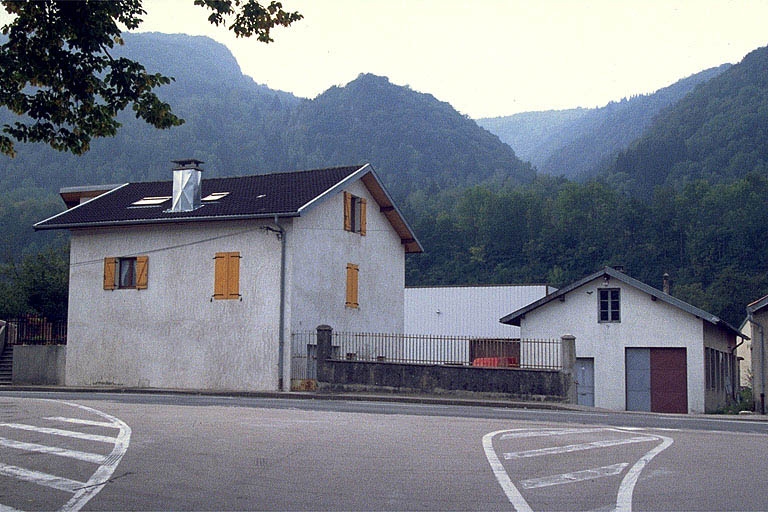 atelier de diamantaire, usine de tabletterie (usine de tournerie) Benoît