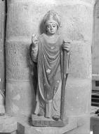 statue : Saint Loup de Sens dit saint Leu