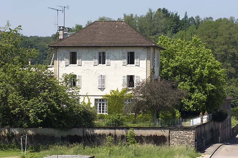 usine de produit textile non tissé (fabrique de filets) Philippe, puis imprimerie Publi-Lux
