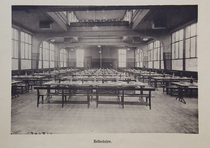 école professionnelle dite École nationale d'Horlogerie puis lycée polyvalent Jules Haag