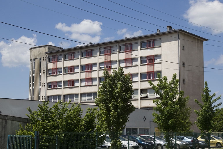 école professionnelle (collège puis lycée Toussaint Louverture)