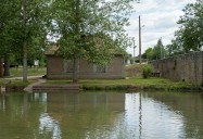 lavoir de Sainte-Marie-sur-Ouche (activités liées au canal de Bourgogne)