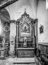 2 autels, 2 gradins d'autel, 2 retables (autels secondaires)