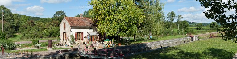 site de l'écluse 28 du versant Yonne, dite de Marigny 11ème (canal de Bourgogne)