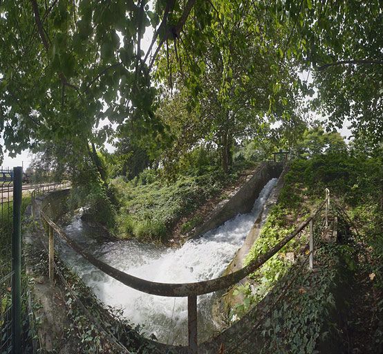 ouvrage lié à l'alimentation en eau (canal de Bourgogne)