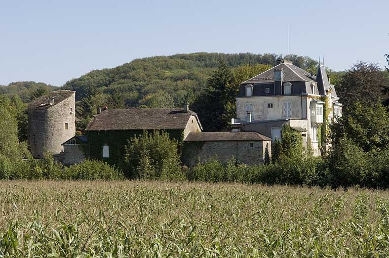filature de coton Murbach, puis Antoine, actuellement ateliers, entrepôt commercial et centrale hydroélectrique