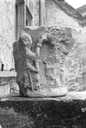 fragment de chapiteau double historié