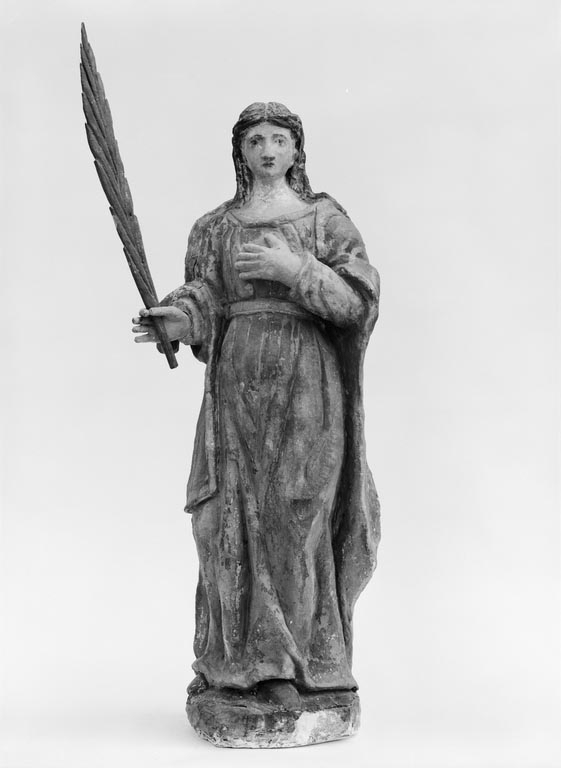statue : sainte Reine