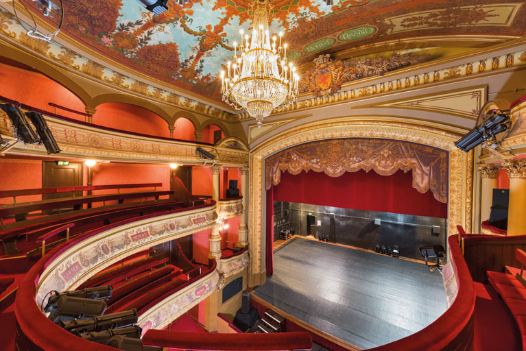 halle et théâtre municipal