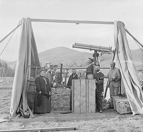 lunette astronomique et instrument d'enregistrement (lunette équatoriale photographique Secrétan)